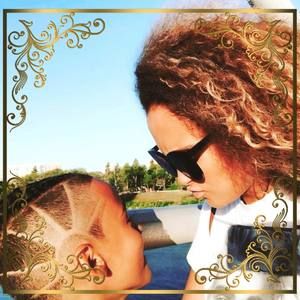 Meet your Posher, Rose